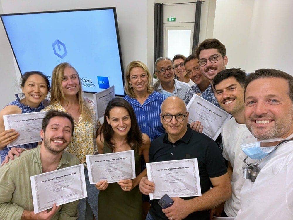 formation implantologie dentaire